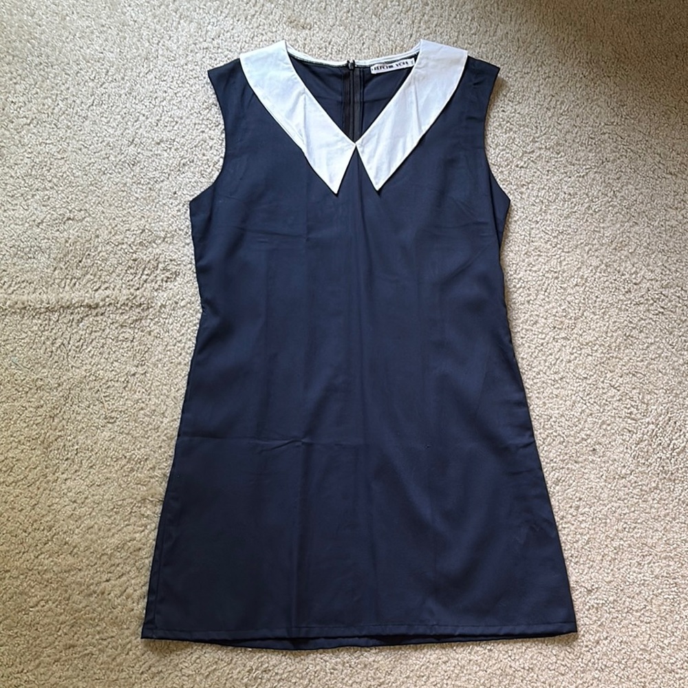 Elegant Navy and White Sleeveless Mod Dress-XXL